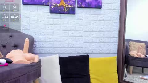 Snapshot of _jireh33_ chatting on 10.21.25 online show from 10.21.25