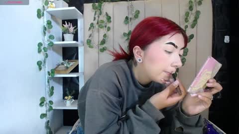 Mia online show from 02.05.25