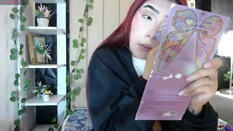 Mia online show from 02.21.25