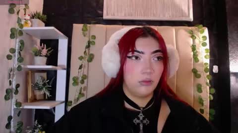 Mia online show from 02.22.25