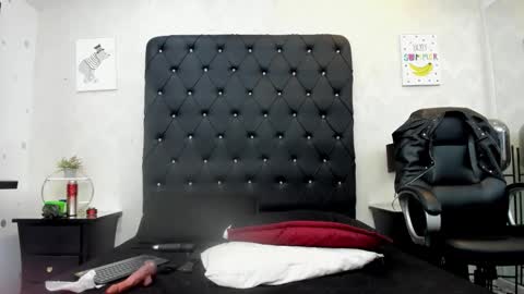 _johnson_alana online show from 04.15.26