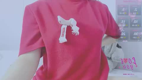 Snapshot of _joly_ chatting on 10.08.25 Joly online show from 10.08.25