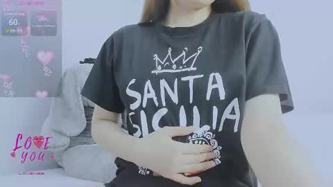 Snapshot of _joly_ chatting on 10.21.25 Joly online show from 10.21.25