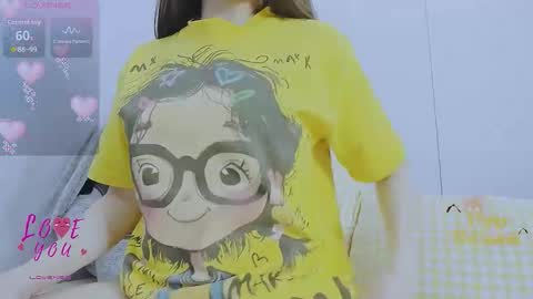 Snapshot of _joly_ chatting on 11.05.25 Joly online show from 11.05.25