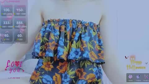 Snapshot of _joly_ chatting on 11.09.25 Joly online show from 11.09.25