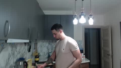 Snapshot of _joni_new_ chatting on 01.05.25 Joni online show from 01.05.25