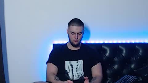 Snapshot of _joni_new_ chatting on 11.11.25 Joni online show from 11.11.25