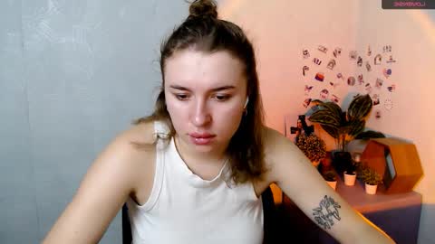 Jolia online show from 11.24.25