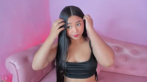 Snapshot of _julisweet_ chatting on 11.03.25 _julisweet_ online show from 11.03.25