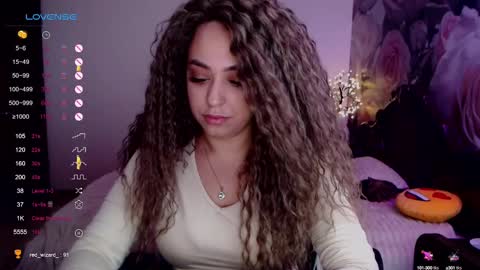 Snapshot of _just_a_queen_3 chatting on 12.08.24 _just_a_queen_3 online show from 12.08.24