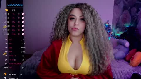 Snapshot of _just_a_queen_3 chatting on 02.06.25 _just_a_queen_3 online show from 02.06.25