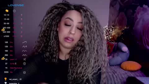 Snapshot of _just_a_queen_3 chatting on 02.21.25 _just_a_queen_3 online show from 02.21.25