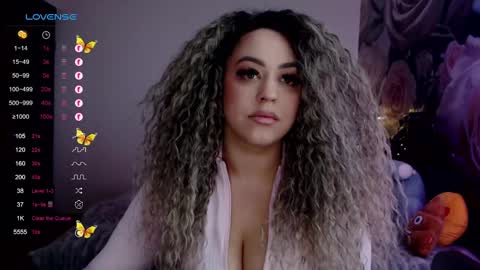 Snapshot of _just_a_queen_3 chatting on 02.24.25 _just_a_queen_3 online show from 02.24.25