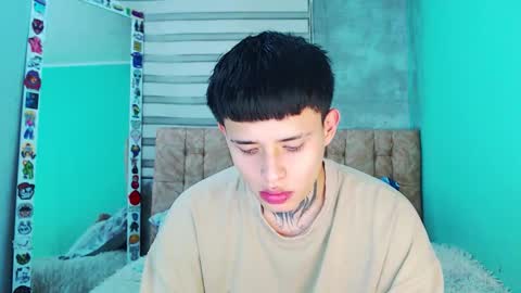 Snapshot of _justinmoon2 chatting on 11.26.25 mod online show from 11.26.25