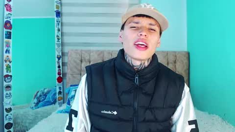 Snapshot of _justinmoon2 chatting on 12.04.25 mod online show from 12.04.25