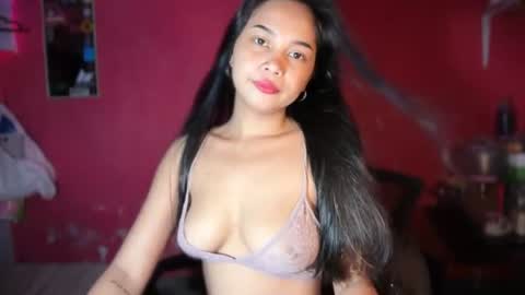 Snapshot of _justrea chatting on 06.24.26 call me rea online show from 06.24.26