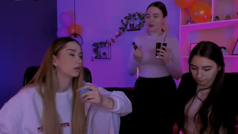 _kellykitten_ online show from 04.01.26