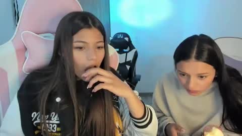 khloe sweet online show from 11.24.25