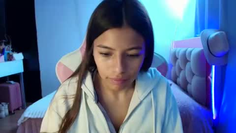 Snapshot of _khloe_sweet chatting on 04.24.26 khloe sweet online show from 04.24.26