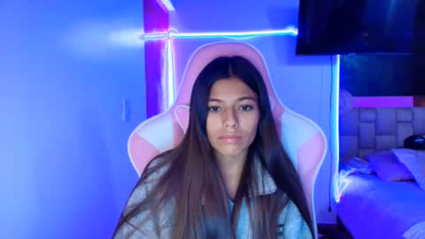 Snapshot of _khloe_sweet chatting on 04.30.26 khloe sweet online show from 04.30.26