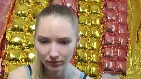 Snapshot of _kikiclark_ chatting on 06.15.26 _kikiclark_ online show from 06.15.26