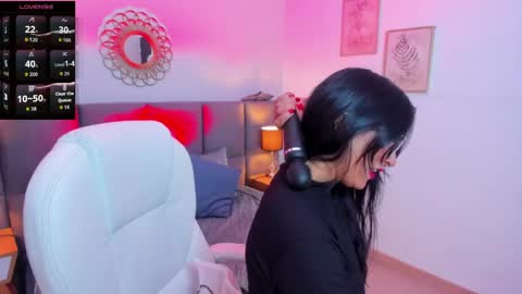 Kiraaaa 0 online show from 04.05.26