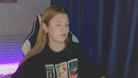 Molly   Emily online show from 09.19.25