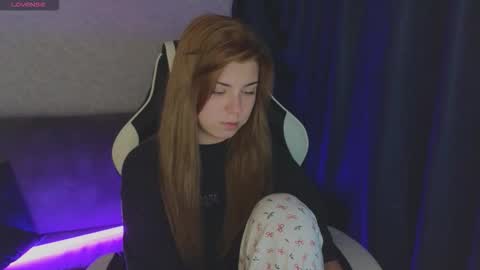 Molly   Emily online show from 09.29.25