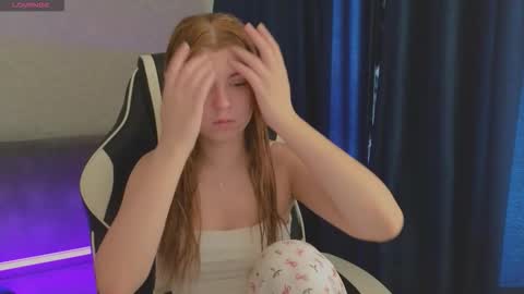 Molly   Emily online show from 10.08.25