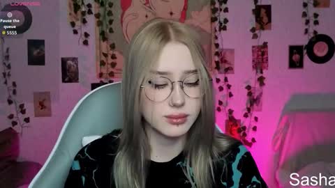 _kitekat_ online show from 12.22.25