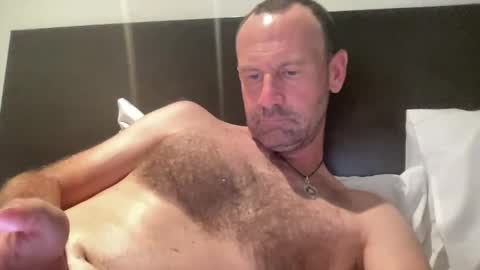 Kiwi online show from 12.21.24