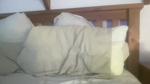 Kiwi online show from 09.18.25