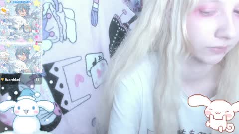  kuro  online show from 12.18.24