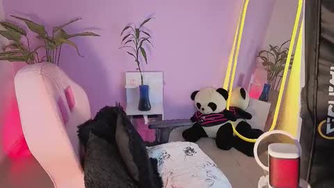 Kylie online show from 09.25.25