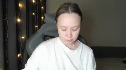 Snapshot of _lalune_ chatting on 01.18.26 _lalune_ online show from 01.18.26