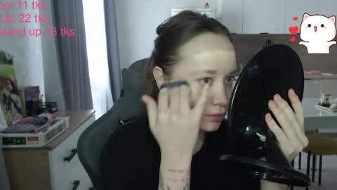 Snapshot of _lalune_ chatting on 02.01.26 _lalune_ online show from 02.01.26