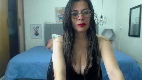 paulina  online show from 02.01.25