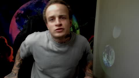 Layne online show from 12.11.24