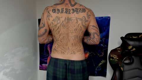 Layne online show from 01.10.25