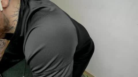 Layne online show from 11.12.25