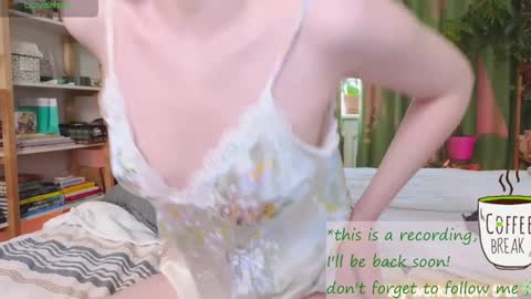 Salome   Lovense always on from 5 tk   My content and your custom requests  online show from 01.28.25