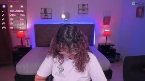 Snapshot of _lilly_miller chatting on 03.06.25 Liily online show from 03.06.25