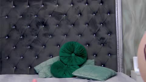 Lisa online show from 02.27.25