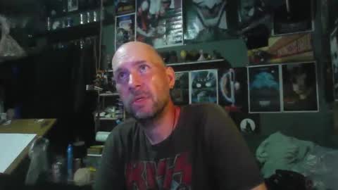 Snapshot of _longfellow chatting on 03.09.26 That guy online show from 03.09.26