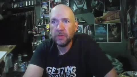 Snapshot of _longfellow chatting on 03.15.26 That guy online show from 03.15.26