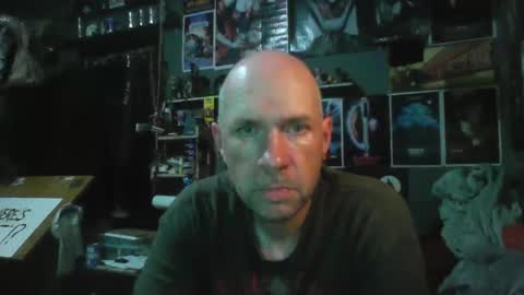 Snapshot of _longfellow chatting on 03.25.26 That guy online show from 03.25.26