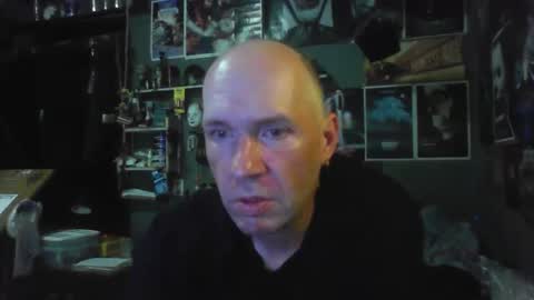 Snapshot of _longfellow chatting on 03.30.26 That guy online show from 03.30.26