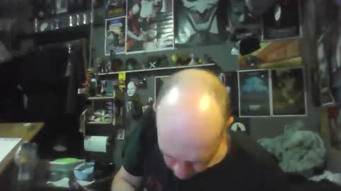 Snapshot of _longfellow chatting on 04.09.26 That guy online show from 04.09.26