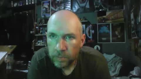 Snapshot of _longfellow chatting on 04.15.26 That guy online show from 04.15.26