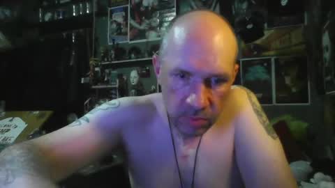 Snapshot of _longfellow chatting on 06.21.26 That guy online show from 06.21.26